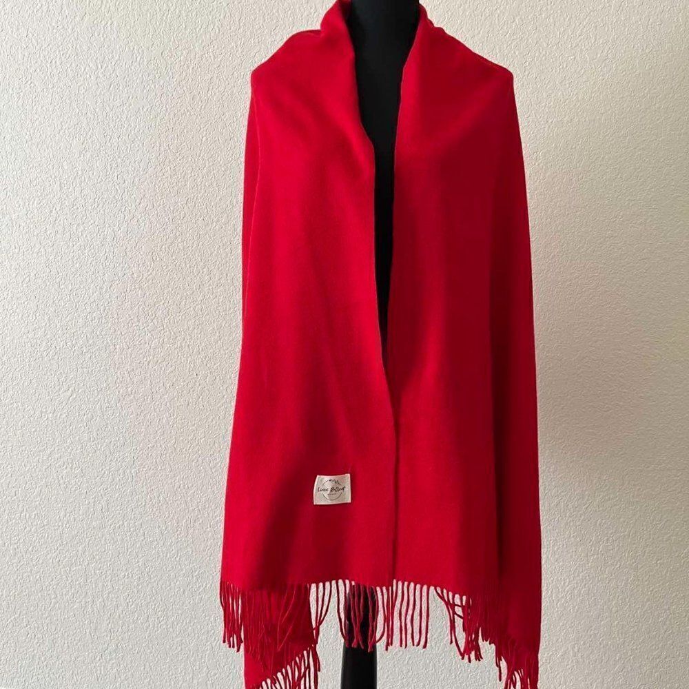Soft warm scarf is a mixture of acrylic and cashmere condition is new - Picture 9 of 10